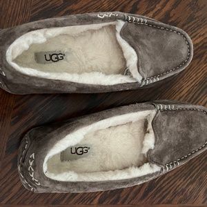Ugg Ansley slipper